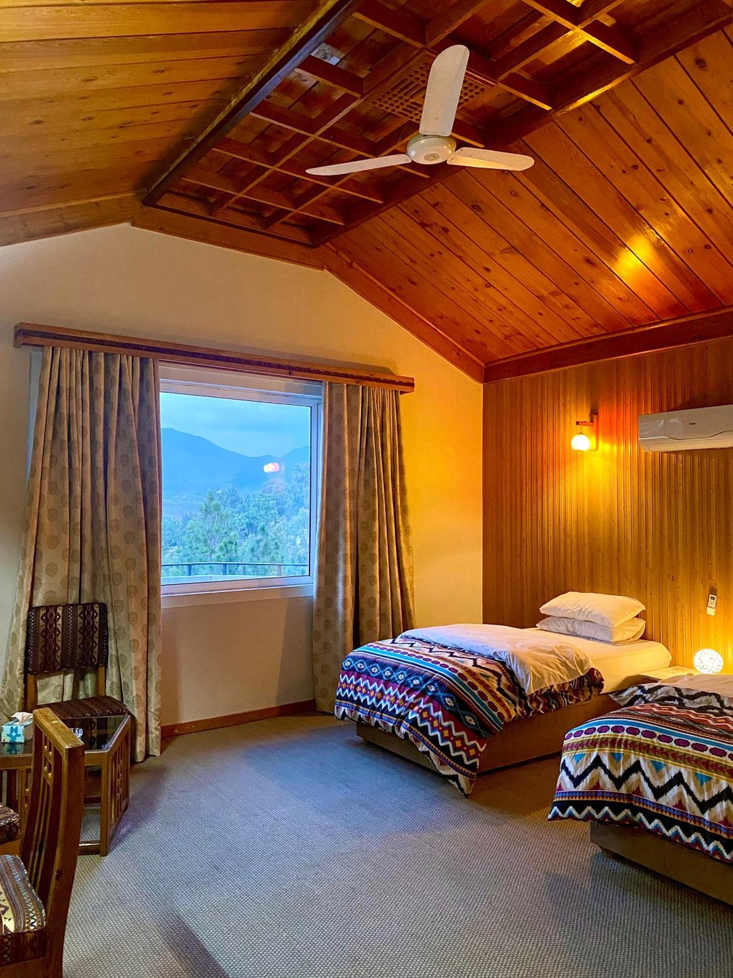 Rock City Resort Saidu Sharif Bagian luar foto