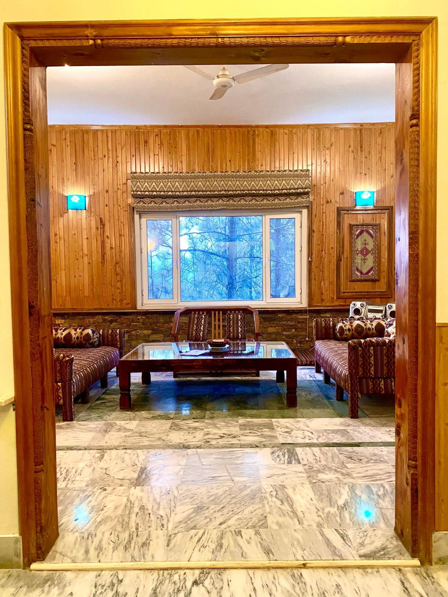 Rock City Resort Saidu Sharif Bagian luar foto