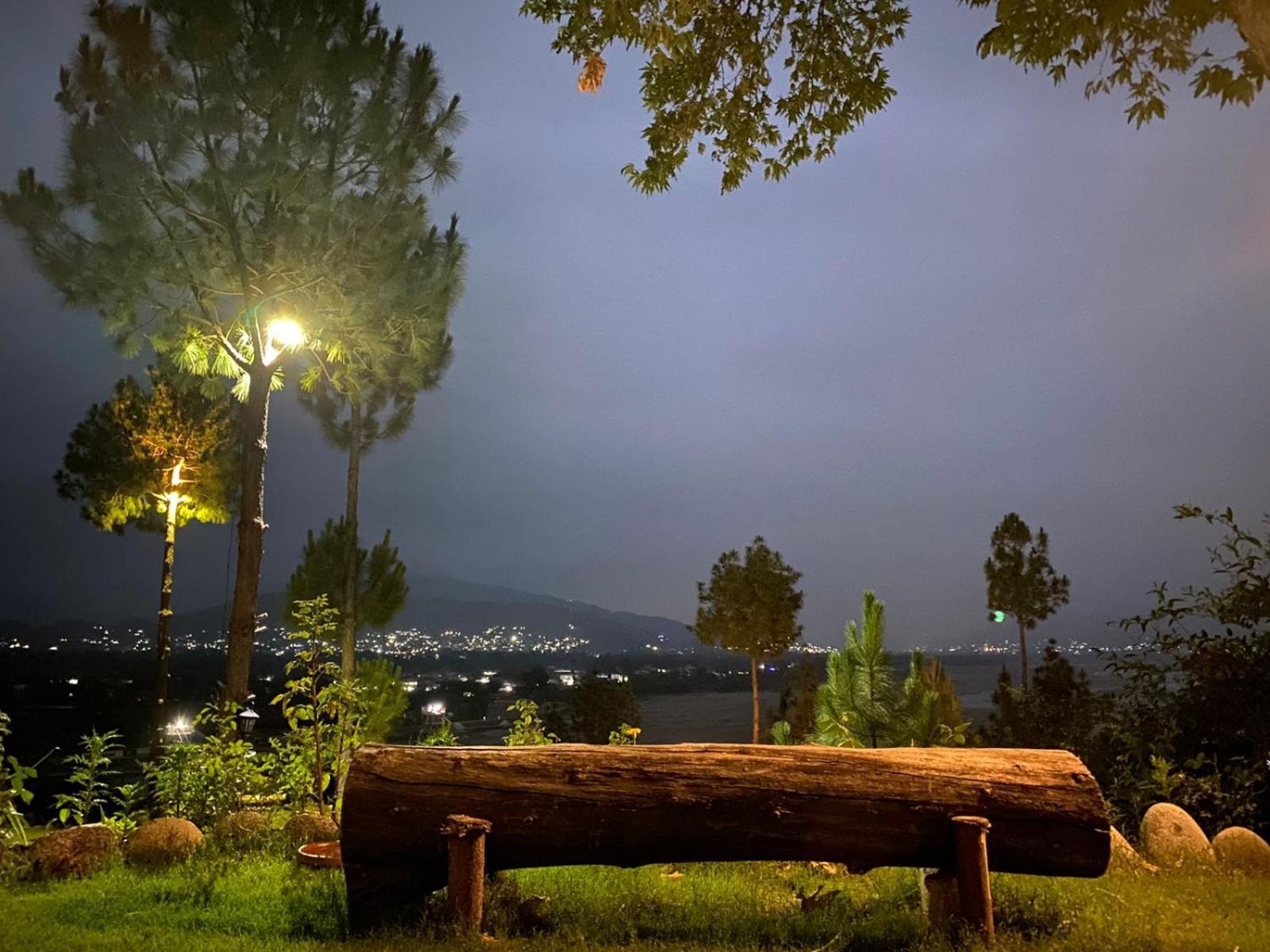 Rock City Resort Saidu Sharif Bagian luar foto